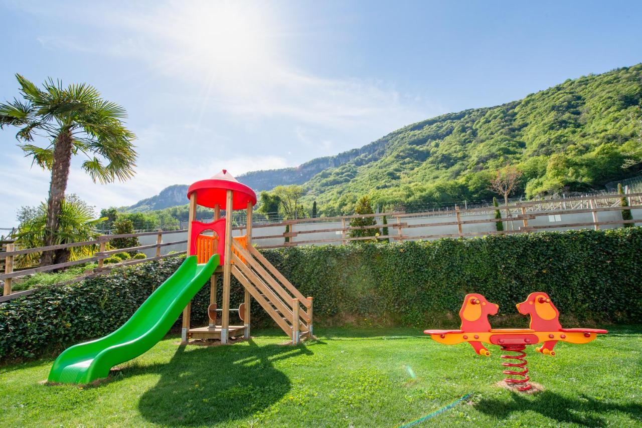 Residence Garni Hotel Vineus Termeno Esterno foto